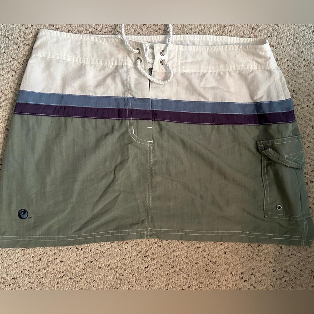 Y2K Powder Room Skirt
